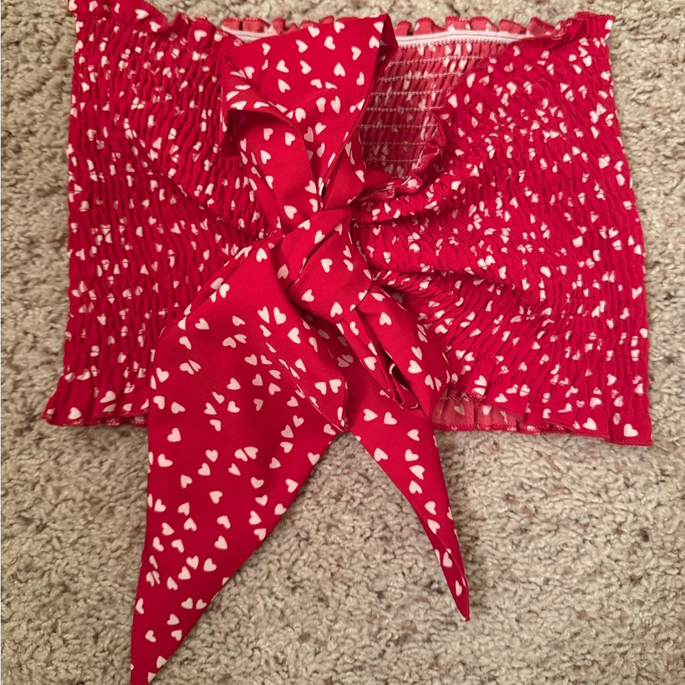 red scrunch crop top w/white hearts & removable tie
